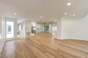 7612 Olympia Dr, Houston, TX 77063 - Photo 5