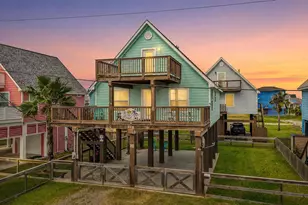 218 Sea Oats Dr, Surfside Beach, TX 77541 - Photo 1