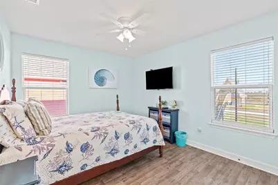 218 Sea Oats Drive, Surfside Beach, TX 77541 - Photo 19