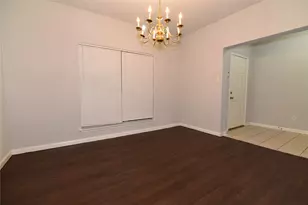 6807 Turtlewood Dr, Houston, TX 77072 - Photo 11