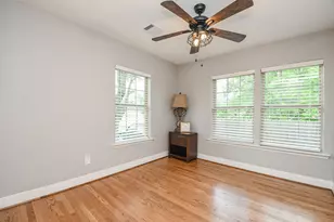 311 E 35th St, Houston, TX 77018 - Photo 5