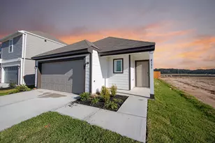 8131 Vanilla Orchid Dr, Houston, TX 77016 - Photo 3