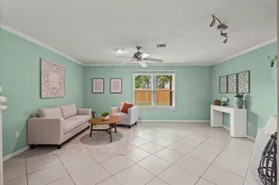 4514 Albatross Dr, Seabrook, TX 77586 - Photo 9
