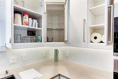 5252 Memorial Drive #5252, Houston, TX 77007 - Photo 9