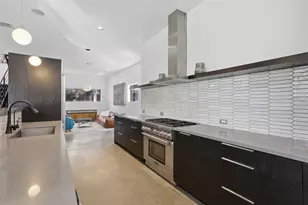 2412 Helena St, Houston, TX 77006 - Photo 5