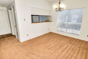 10102 Waterstone St, Houston, TX 77042 - Photo 5