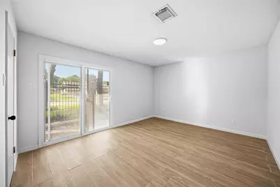16202 Mill Point Drive, Houston, TX 77059 - Photo 25