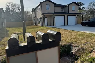 129 S 10th St, Conroe, TX 77301 - Photo 37