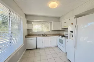 12200 Overbrook Ln, Houston, TX 77077 - Photo 5