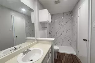 12200 Overbrook Ln, Houston, TX 77077 - Photo 9