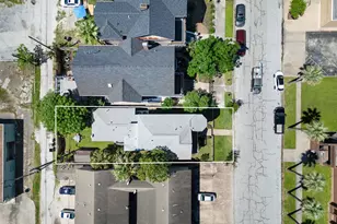 1911 Sealy St, Galveston, TX 77550 - Photo 41