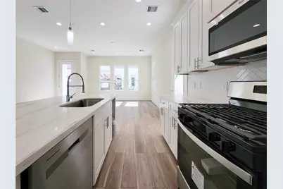 5931 Beall Street #C, Houston, TX 77091 - Photo 3