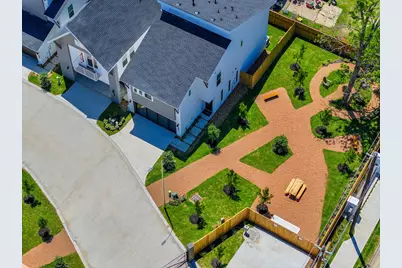 7613 Victory Reserve Street, Houston, TX 77088 - Photo 43
