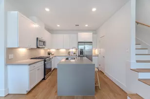 7613 Victory Reserve St, Houston, TX 77088 - Photo 31