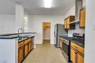 11914 Longwood Garden Way, Houston, TX 77047 - Photo 11