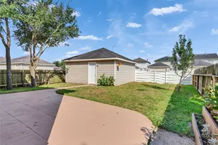 11914 Longwood Garden Way, Houston, TX 77047 - Photo 33