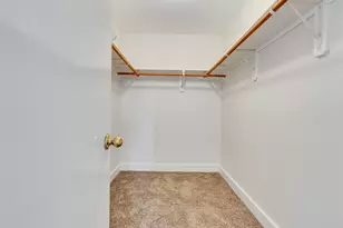 11914 Longwood Garden Way, Houston, TX 77047 - Photo 29