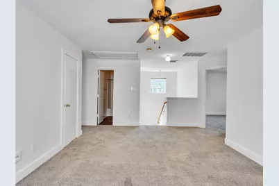 11914 Longwood Garden Way, Houston, TX 77047 - Photo 17