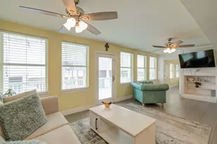 21225 Gulf Dr, Galveston, TX 77554 - Photo 23