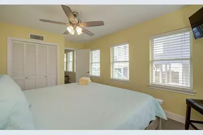 21225 Gulf Dr, Galveston, TX 77554 - Photo 21