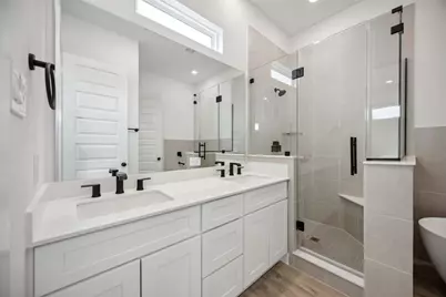 8103 Calhoun Road #A, Houston, TX 77033 - Photo 9