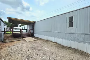 310 Paddock Rd, Willis, TX 77378 - Photo 15