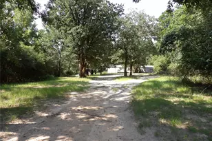 392 Pine St, Crockett, TX 75835 - Photo 31