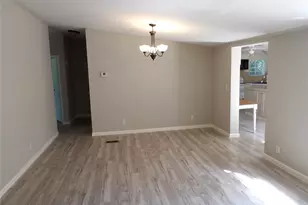 392 Pine St, Crockett, TX 75835 - Photo 11