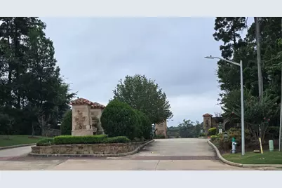 1713 Mission Oaks Court, Conroe, TX 77304 - Photo 5