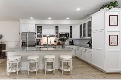 227 Kendrick Pines Boulevard, The Woodlands, TX 77389 - Photo 11