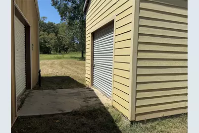 1331 US Highway 190 W, Oakhurst, TX 77359 - Photo 7