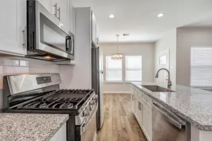 4837 Paula St, Houston, TX 77033 - Photo 7