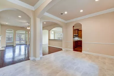 39 S Pinto Point Circle, Spring, TX 77389 - Photo 9