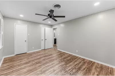 1409 20th Street, Huntsville, TX 77340 - Photo 17