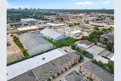 8715 Meadowcroft Drive #201, Houston, TX 77063 - Photo 29