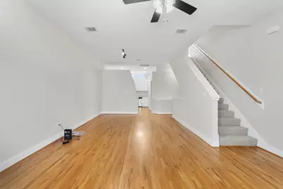 8715 Meadowcroft Drive #201, Houston, TX 77063 - Photo 11