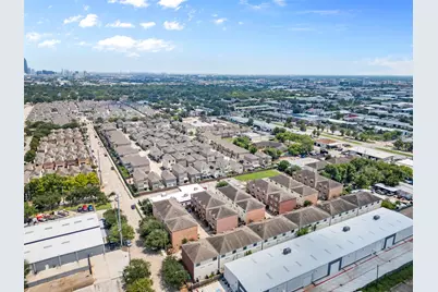 8715 Meadowcroft Drive #201, Houston, TX 77063 - Photo 35