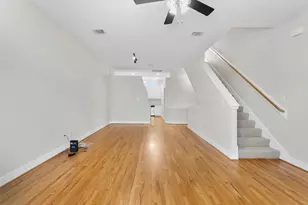 8715 Meadowcroft Dr, Houston, TX 77063 - Photo 13