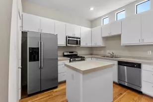 8715 Meadowcroft Dr, Houston, TX 77063 - Photo 7