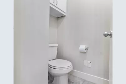 8715 Meadowcroft Drive #201, Houston, TX 77063 - Photo 25