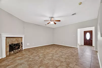 3815 Kristin Lee Lane, Houston, TX 77014 - Photo 9