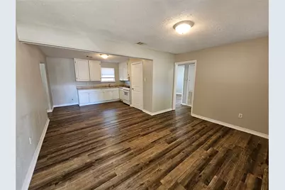 1314 N Natchez Drive, Texas City, TX 77591 - Photo 3