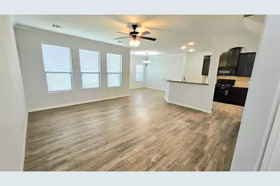 9110 Saint Laurent Lane, Houston, TX 77044 - Photo 5