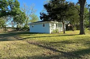 502 Chestnut St, Brazoria, TX 77422 - Photo 7