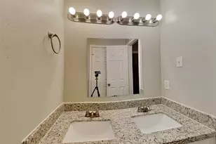 2 River Birch Ln, Spring, TX 77380 - Photo 15