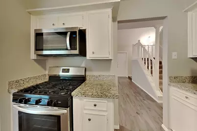 2 River Birch Lane, The Woodlands, TX 77380 - Photo 3