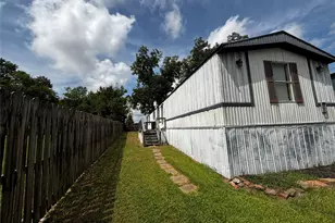 508 Smith Hill Rd, Huntsville, TX 77320 - Photo 1