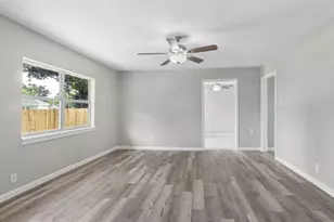 8539 Berndale St, Houston, TX 77029 - Photo 7