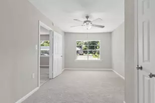 8539 Berndale St, Houston, TX 77029 - Photo 13