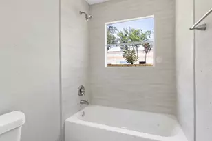 8539 Berndale St, Houston, TX 77029 - Photo 21